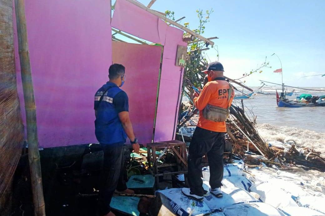Cuaca Ekstrem, BPBD Situbondo Imbau Waspada Banjir Rob Susulan di Pantai Utara