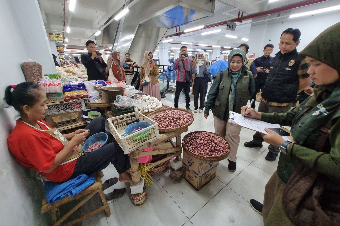 Minyakita Dijual di Atas HET, Bapanas Temukan Selisih Harga di Pasar Legi