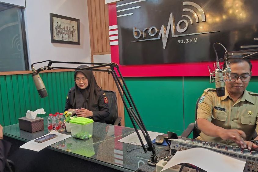 Waspada! Bea Cukai Probolinggo Ungkap Modus Penipuan Siber dan Ciri Rokok Ilegal