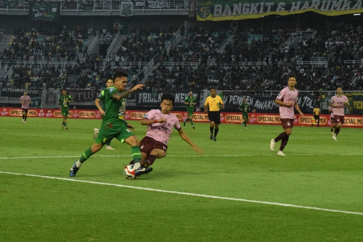 Bernardo Tavares Puas Persebaya Tutup Musim dengan Pesta Gol atas Persik