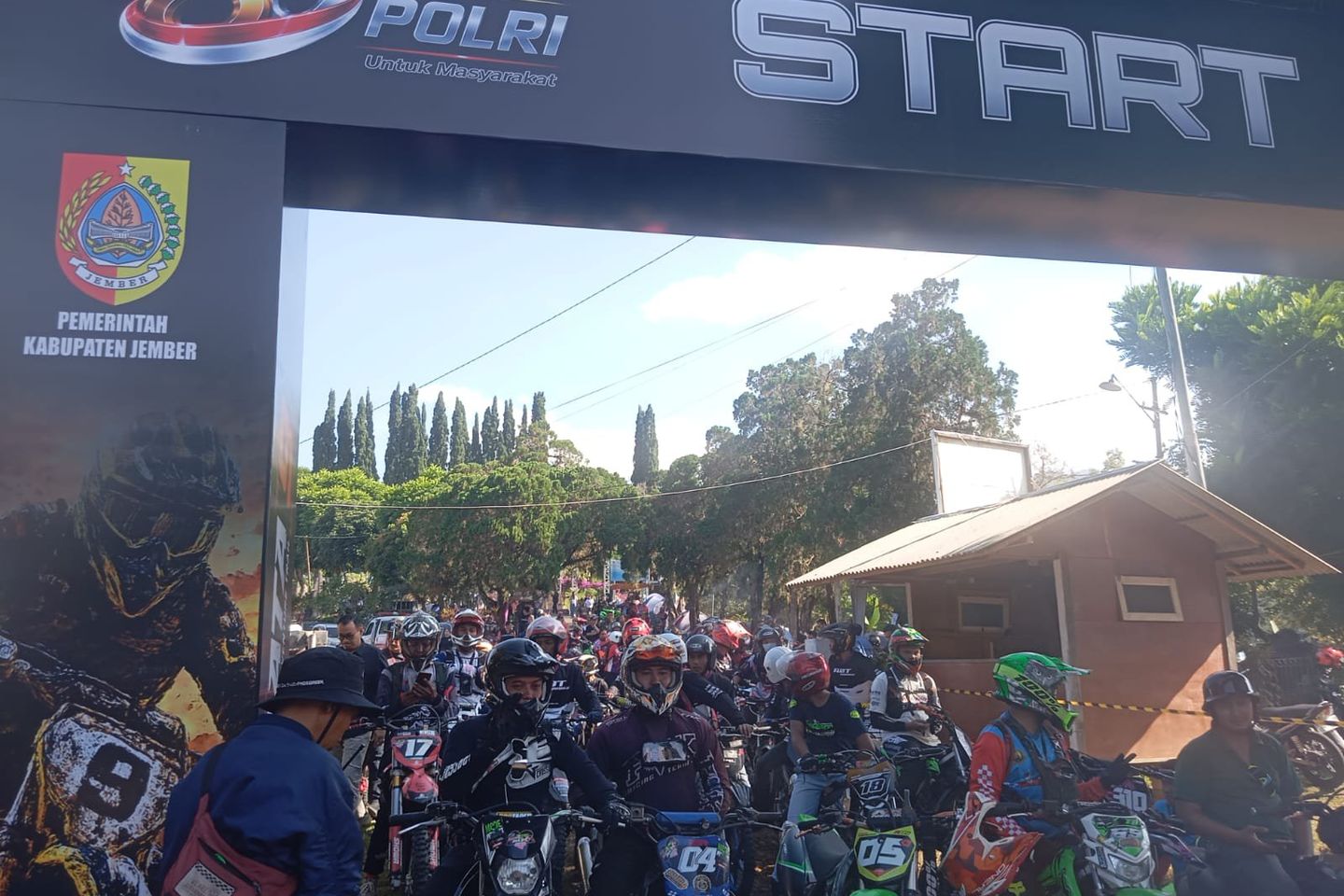 Bharata 9 Meriah, 1.300 Off-Roader Taklukkan Trek Ekstrem Lereng Argopuro di Jember