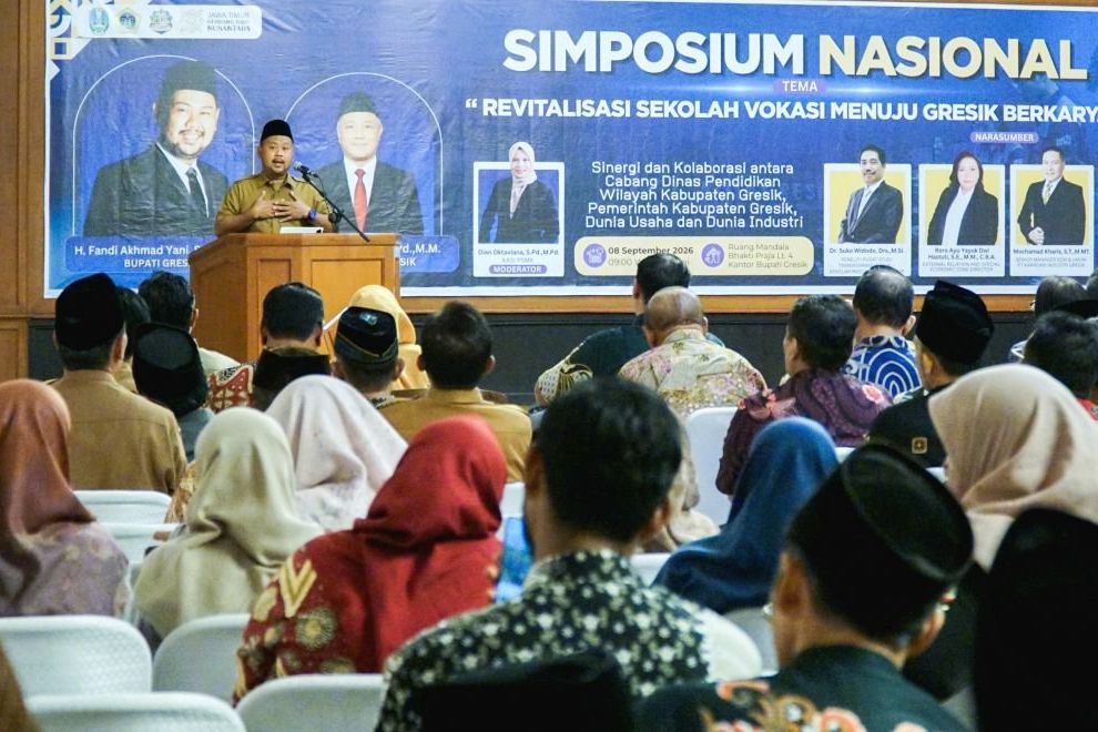 Cabdin Pendidikan Jatim Gresik Gagas One School One Industry