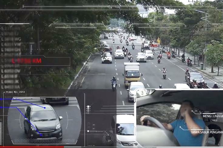 Di Balik Kepimpinan 10 Tahun Risma