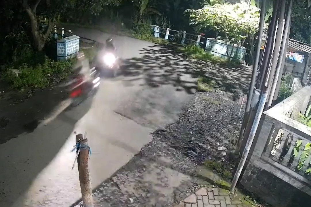 Karyawan SPPG Probolinggo Jadi Korban Begal Bercelurit Saat Pulang Kerja Dini Hari