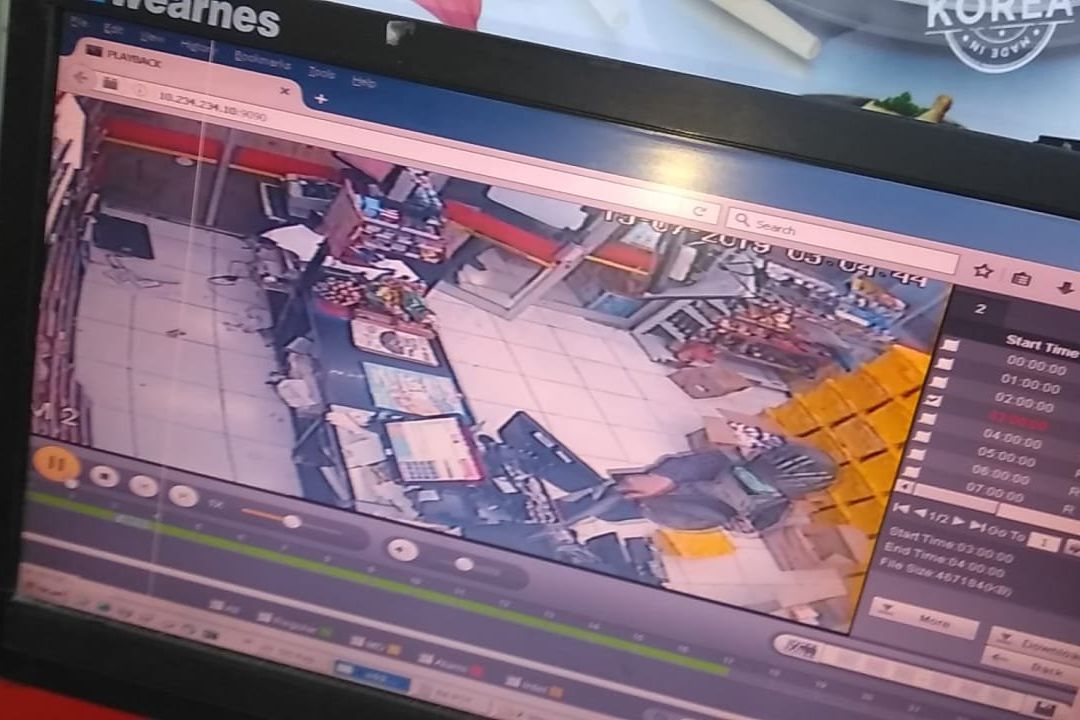 Perampok Todongkan Pistol di Minimarket Bulak 