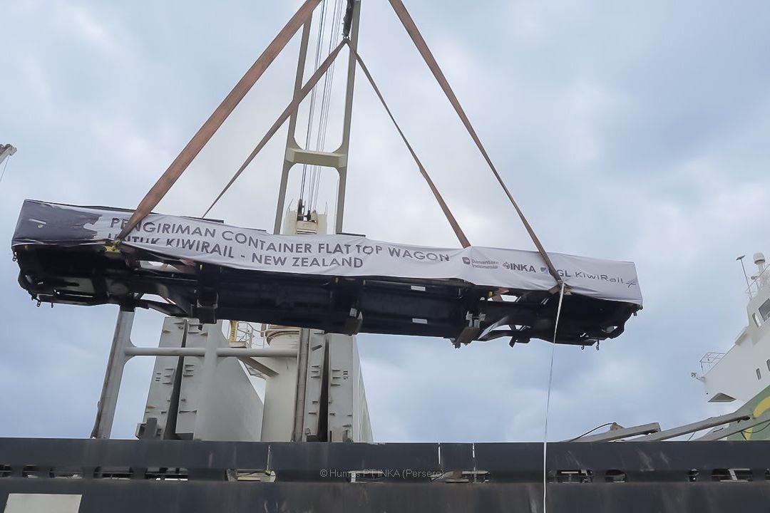 PT INKA Kembali Kirim Gerbong Kereta Barang ke Selandia Baru