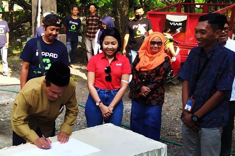 Coca-Cola Europacific Partners Indonesia Luncurkan Program Pilah Sampah dari Rumah di Pasuruan