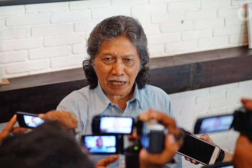 Tak Golput, Cak Nun: Mari Jadi Orang Indonesia Saja