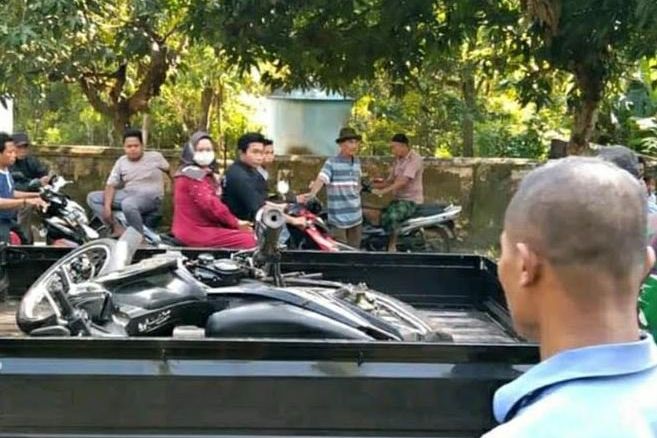 Diduga Kurang Konsentrasi Naik Motor, Pelajar Probolinggo Terjun ke Sungai dan Meninggal
