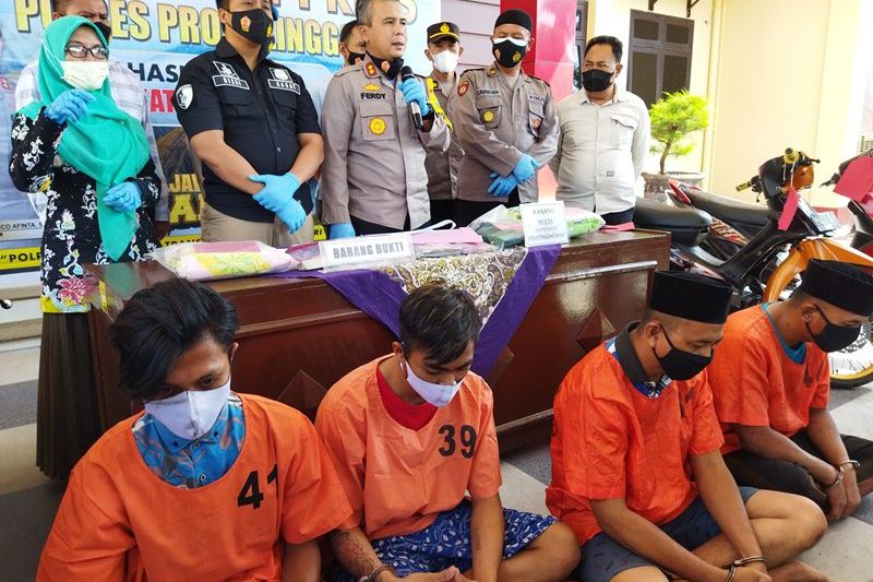 Dua Pemuda Pelaku Curanmor Sembilan TKP di Probolinggo Dibekuk