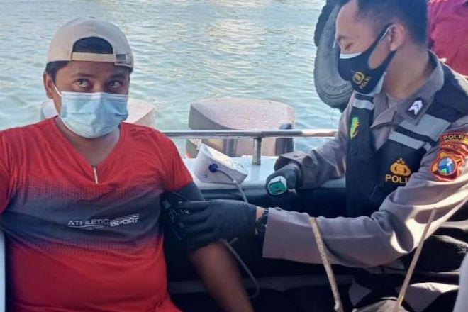 Nahkoda dan ABK di Tanjung Tembaga Probolinggo Divaksin Cegah Covid-19
