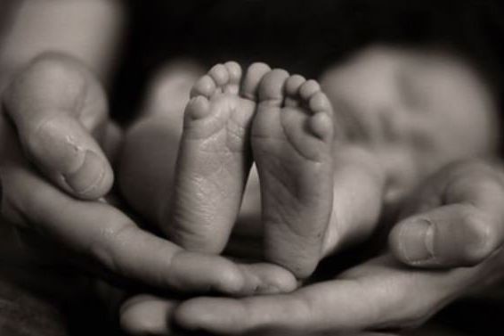 Warga Menganti Geger Temuan Orok Bayi di Tempat Sampah Pemakaman