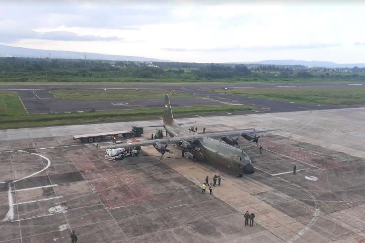 Peralatan Penyelamatan KRI Nanggala 402 Terus Berdatangan di Bandara Banyuwangi