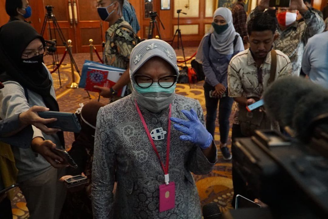 Risma Klaim Pasien Covid-19 di Surabaya Sudah Turun