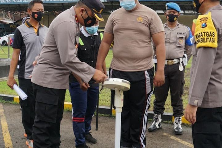 Memiliki Tubuh Tidak Proposional, 50 Polisi Gendut Jalani Diet