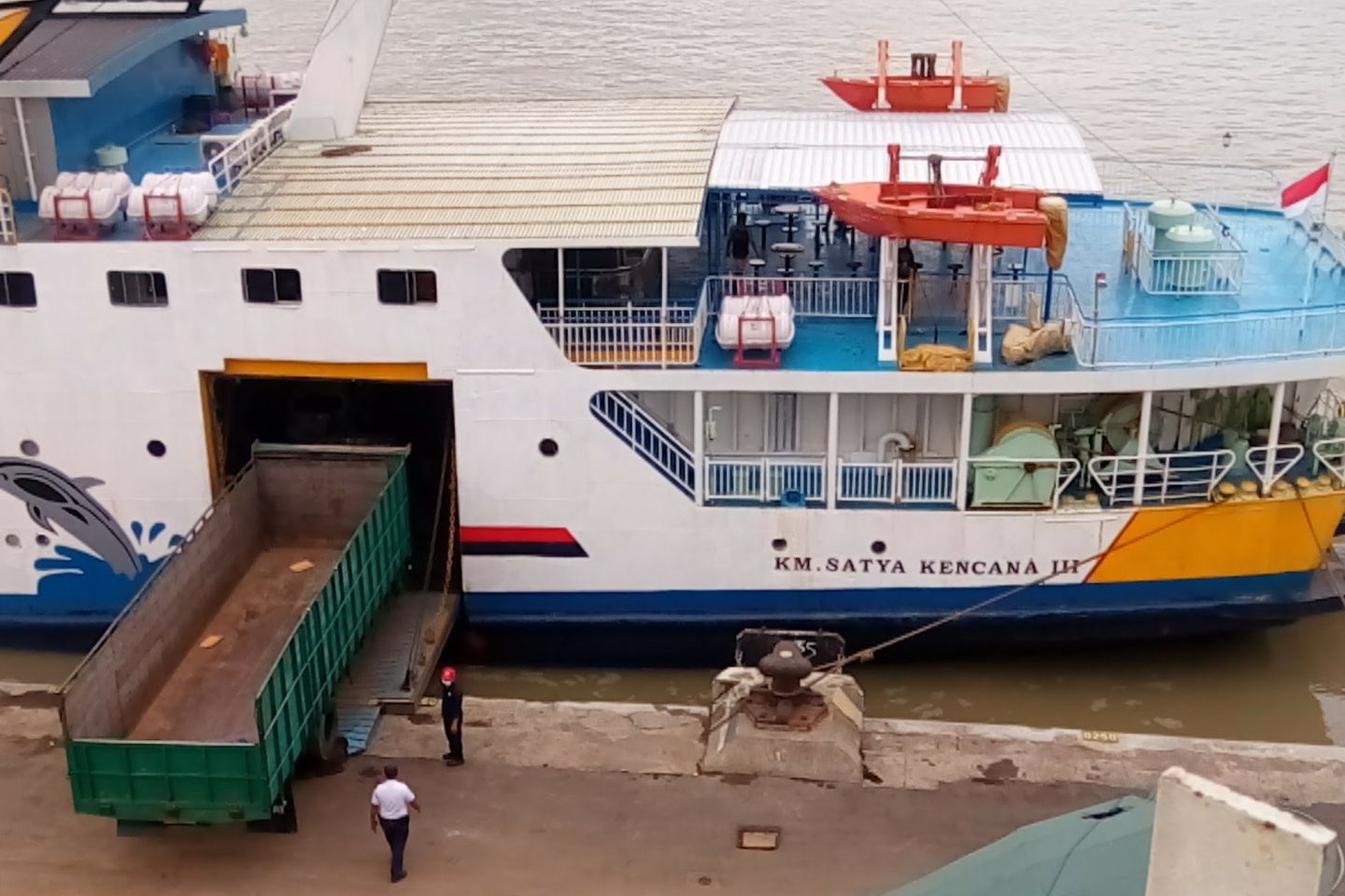Volume Penumpang Batulicin-Surabaya naik 50 Persen