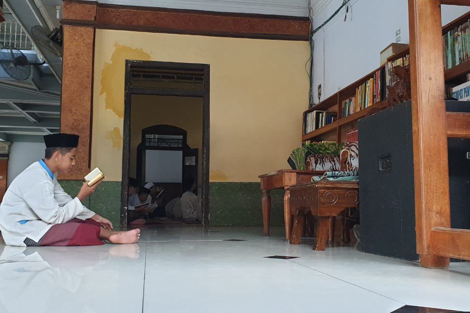 12 Sekolah Yayasan Hasyim Asy'ari Diliburkan, Fokus Doakan Gus Sholah