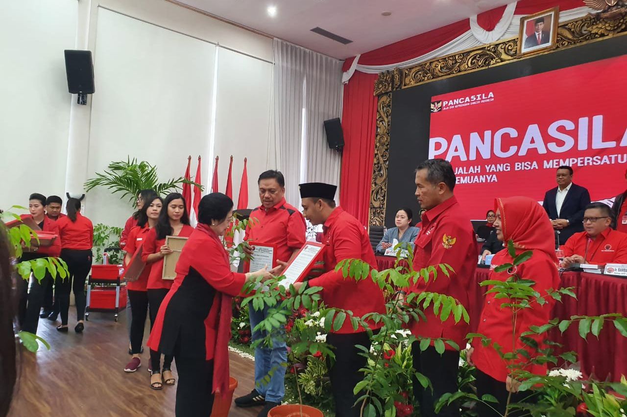 Pasangan Ony - Antok Terima Rekom dari PDIP Maju di Pilkada Ngawi