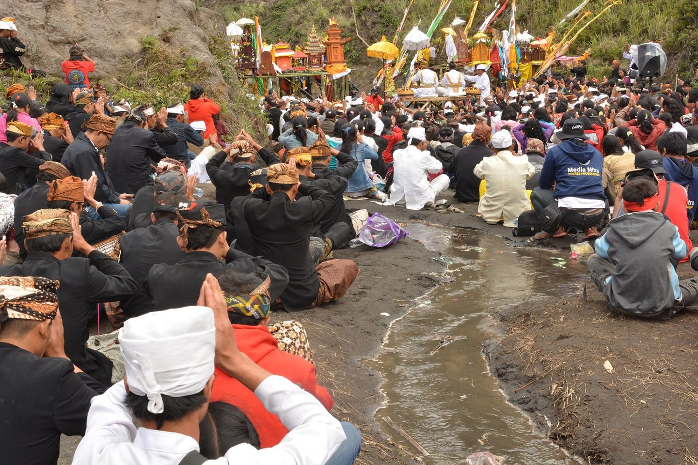 Makna Puasa <em>Mutih</em> di <em>Wulan</em> <em>Kapitu</em> bagi Warga Suku Tengger Bromo