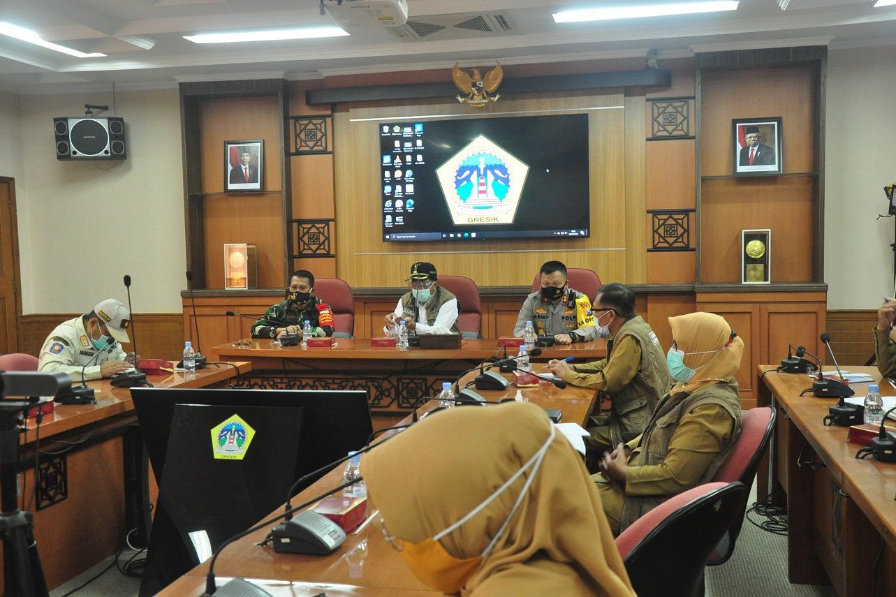 Bupati Gresik Perintahkan Pelanggar Protokol Kesehatan Diberi Sanksi