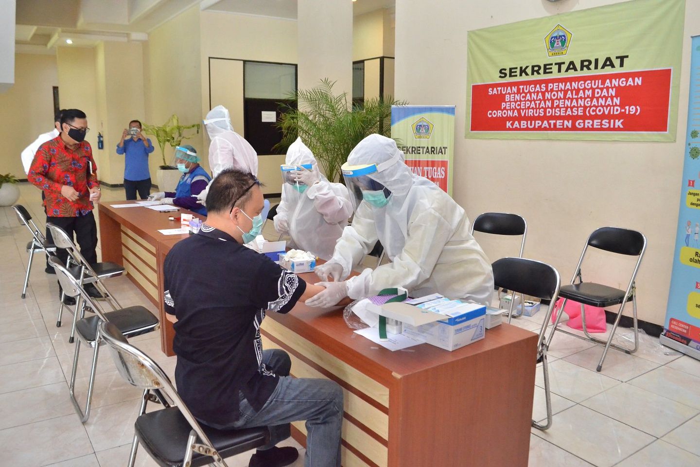Bupati Gresik Minta Seluruh Karyawan Perusahaan Jalani Tes Cepat Covid-19