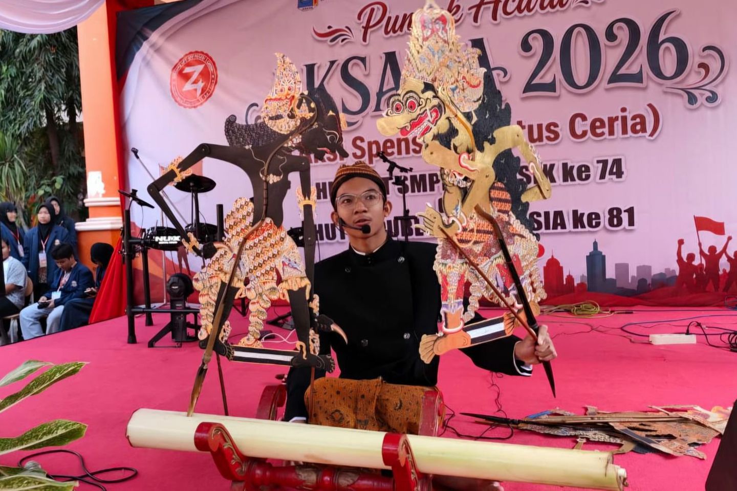 Dalang Cilik SMPN 1 Gresik, Bintang Pratama Buktikan Prestasi Sains dan Seni Bisa Berjalan Bersama