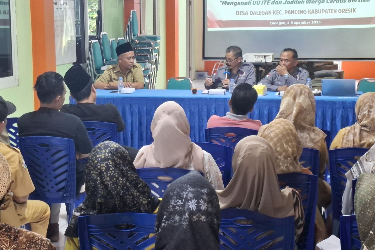 Warga Didorong Melek Digital, Kenali UU ITE dan Etika Bermedia Sosial