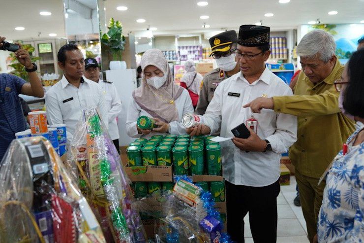Temukan Banyak Produk Kemasan Penyok, Pemkot Mojokerto Minta Warga Harus Cek Ricek Saat Berbelanja