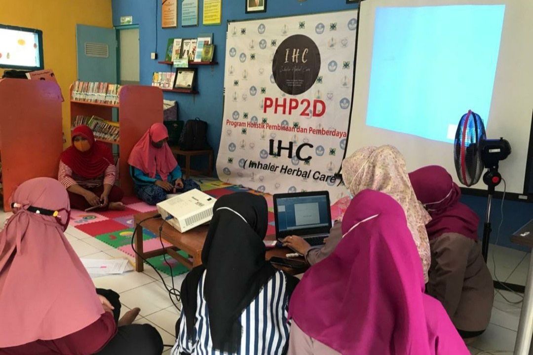 Temukan Potensi Masyarakat, Dispusip Surabaya Ciptakan Perpustakaan Herbal