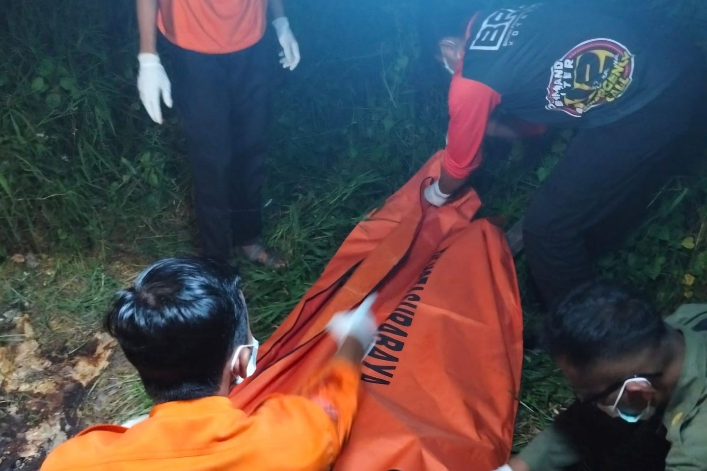 Polisi Surabaya Selidiki Temuan Mayat Mengering di Tambak Benowo