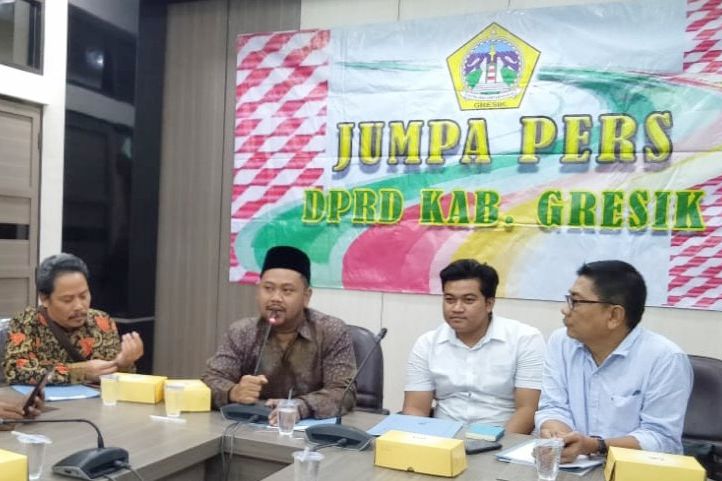 Legislatif Gresik Sayangkan Pembangunan Landmark Belum Bisa Diterima Masyarakat