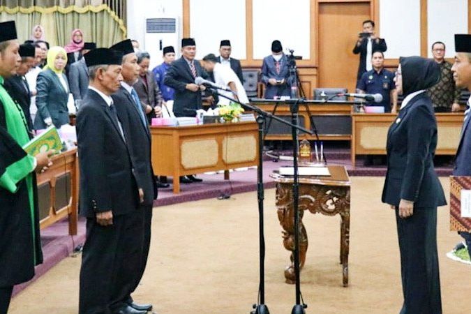 DPRD Gresik Paripurnakan Penggantian Antar Waktu Legislator PAN dan Demokrat