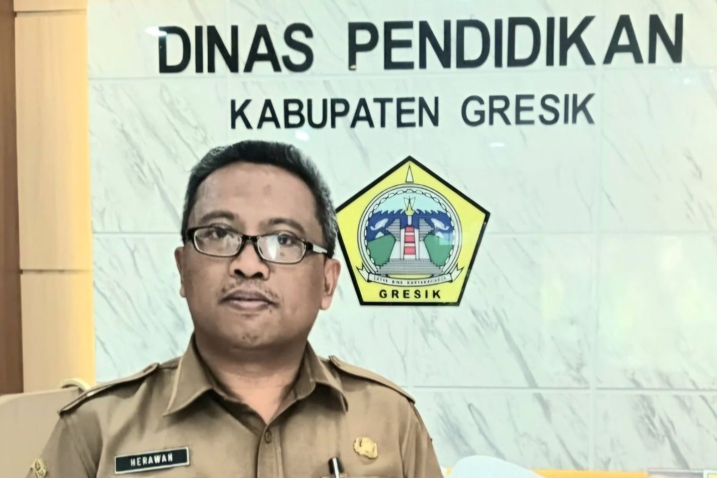 Dispendik Gresik Imbau Sekolah Tak Gelar Wisuda Wisuda Kelulusan