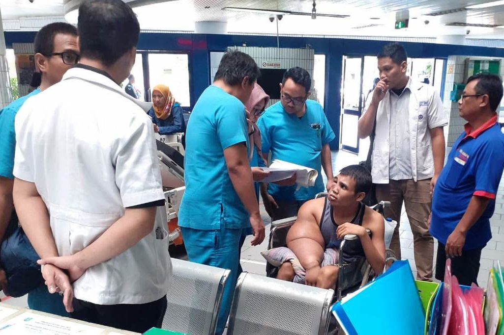 Pasca Operasi, Tangan Tities Malah Bengkak Selama Dua Tahun