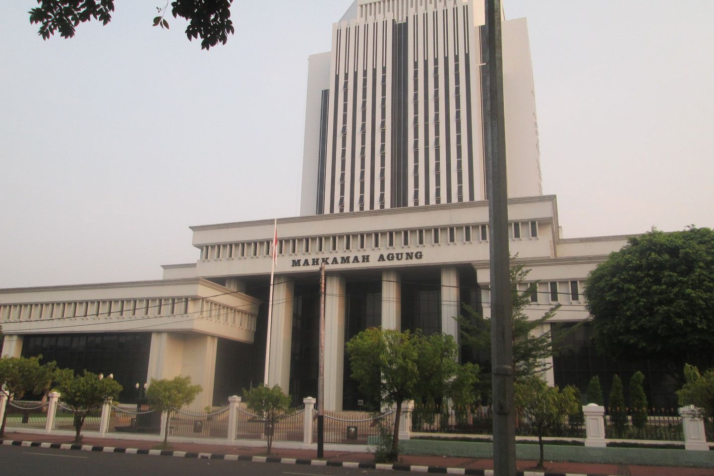 Diminta Percepat Uji Peratuan KPU, MA Tak Bisa Sembarangan