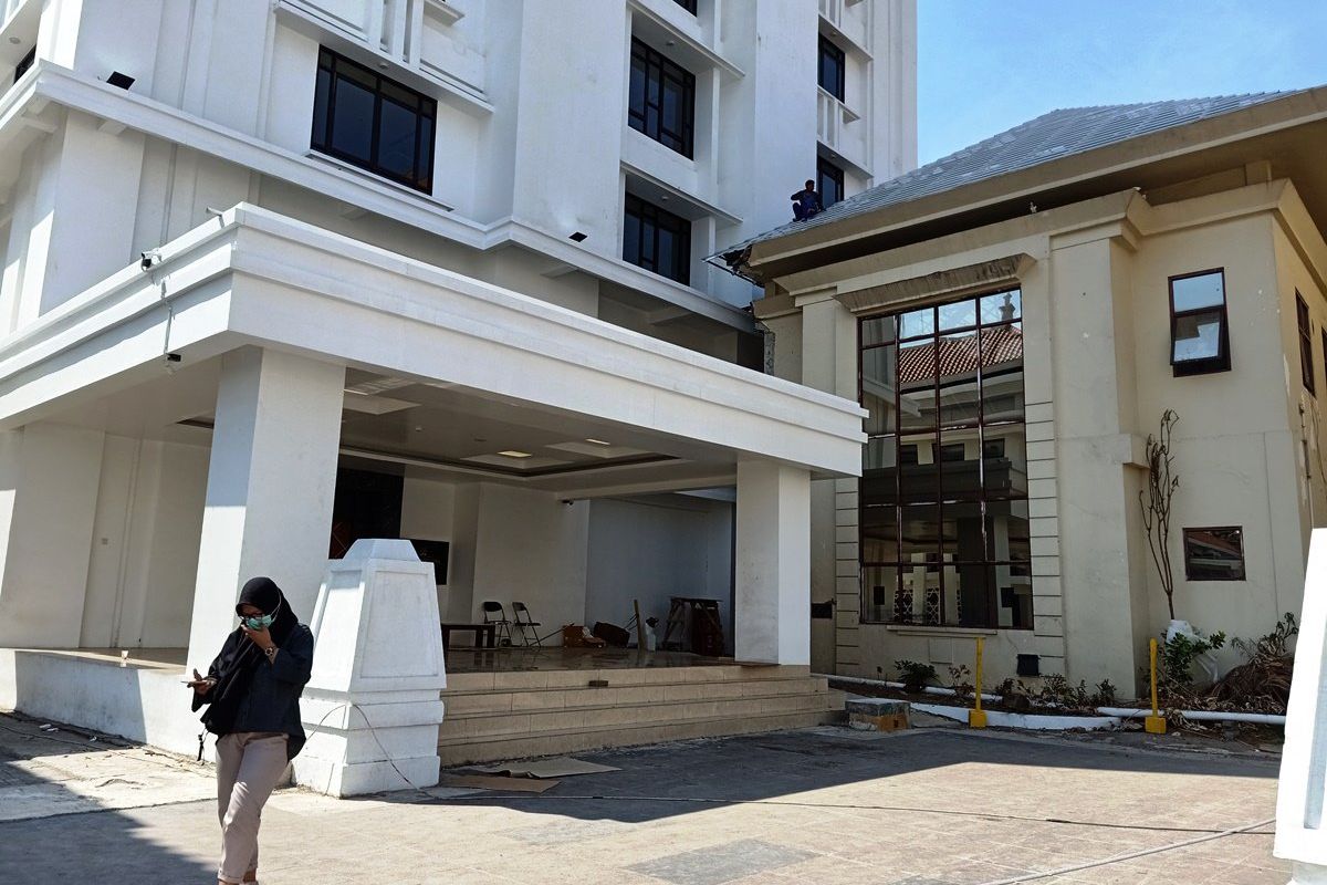 Pemerintah Surabaya Ajukan Tambahan Anggaran 10 Persen untuk Interior Gedung Dewan