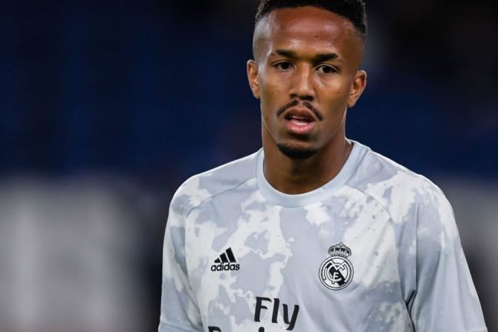 Krisis Bek Tengah, Liverpool Incar Eder Militao