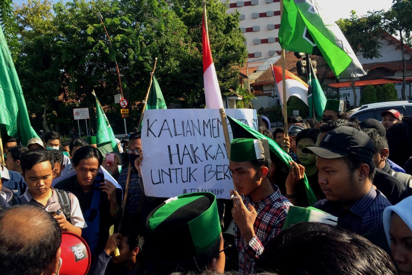 HMI Surabaya Ancam Kerahkan Massa Lebih Besar
