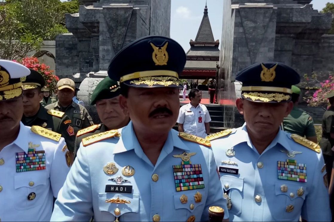 Panglima TNI Sampaikan Kendala Penanganan Karhutla di Riau