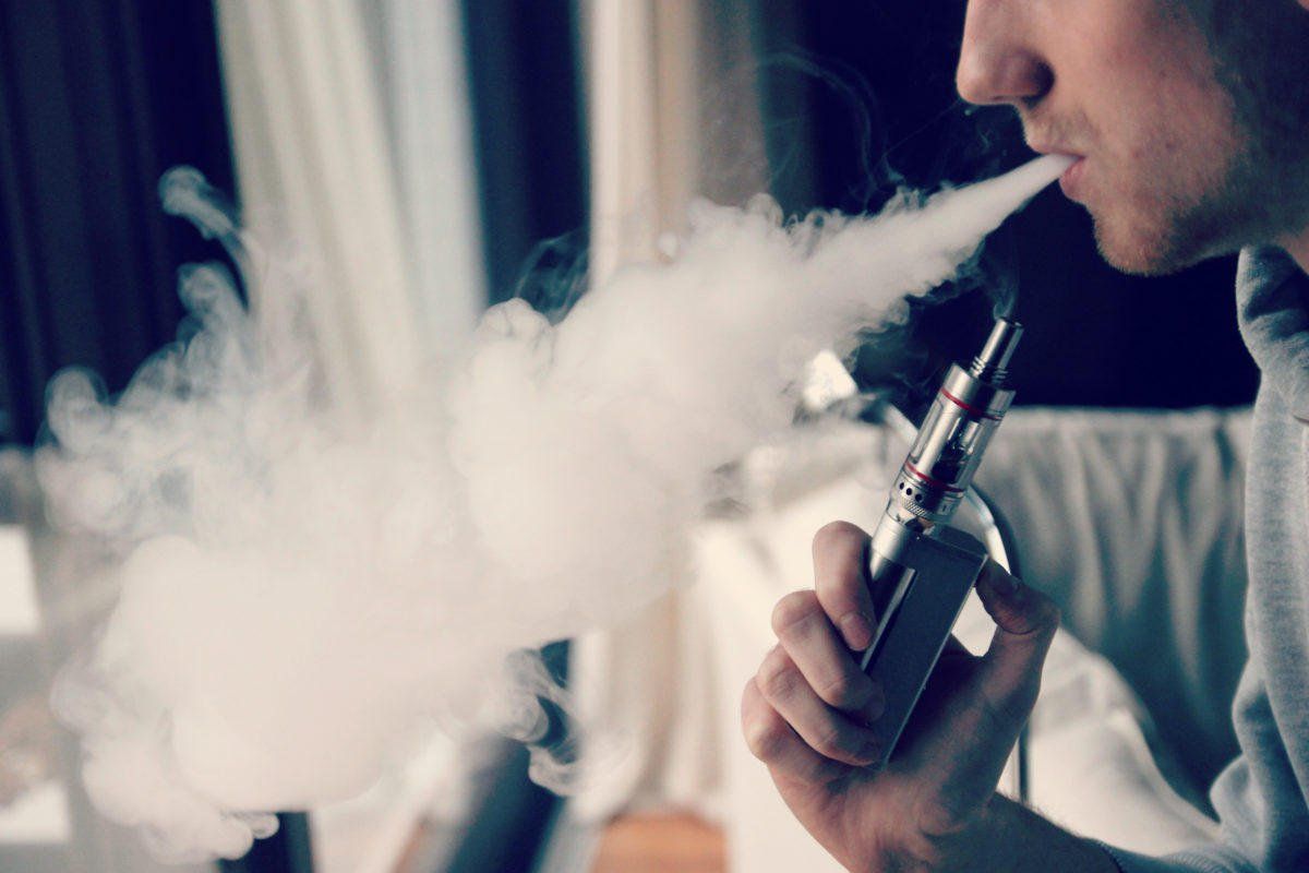 Efek dari Penggunaan Vape, Bisa Picu Beragam Masalah Kulit 