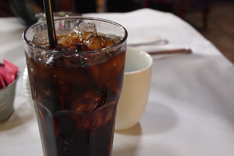 Hati-hati, Terlalu Sering Minum Soda Picu Risiko Kanker