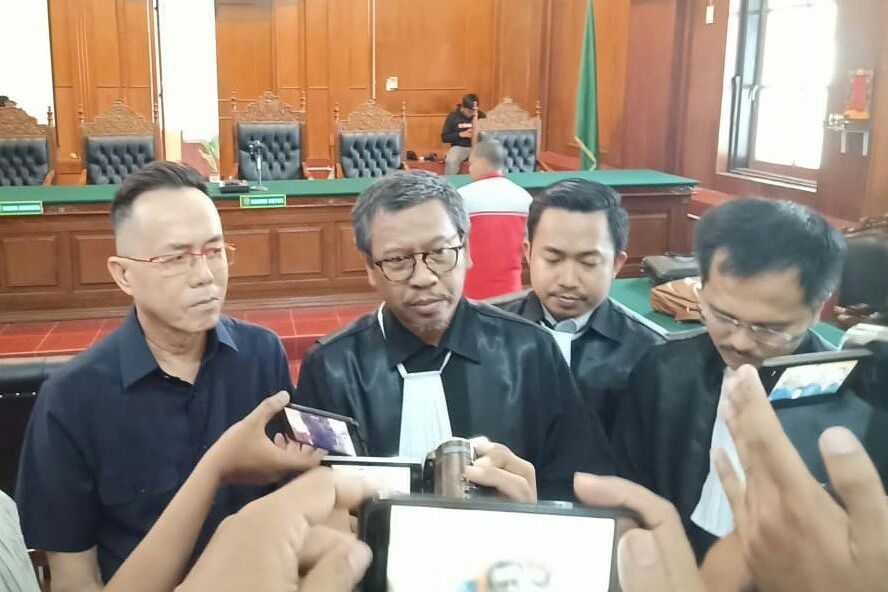 Jaksa Tuntut Hendry J Gunawan 3,5 Tahun Penjara