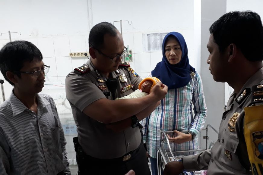 Usai Melahirkan Ibu Ini Tinggalkan Bayinya di Rumah Sakit