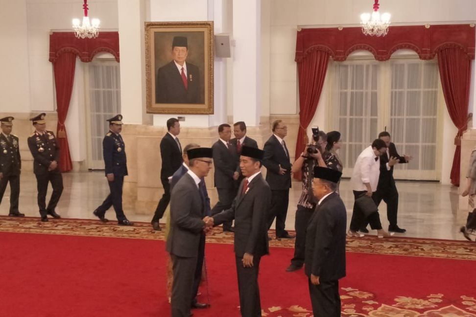 Agus Gumiwang, Pecatan Golkar Sah Mensos Jokowi