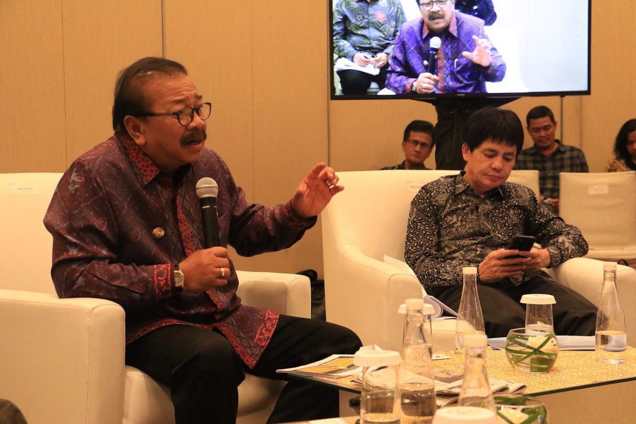 Korupsi di Jatim Libatkan DPRD, Pakde Minta Bantuan KPK