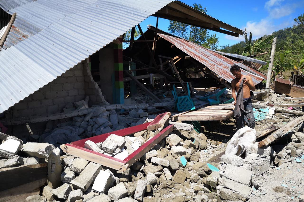 Bazar Amal untuk Bantu Korban Gempa Halmahera Selatan