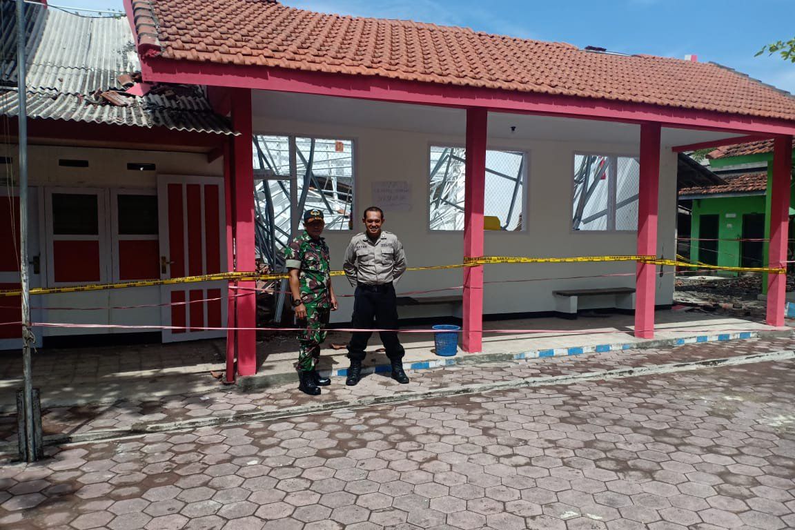 Fasilitas Pemerintah di Jawa Timur Ambruk, Ini Kata Aplikator Baja Ringan