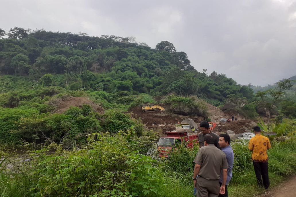 Jumlah Tambang Galian C di Mojokerto Simpang Siur
