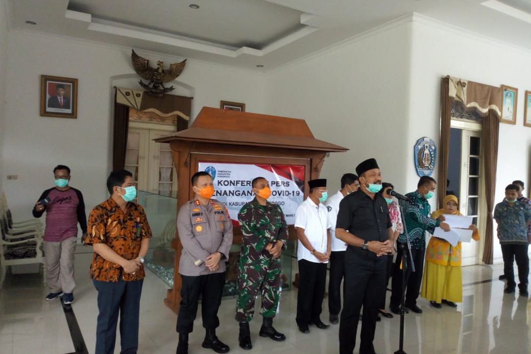 Semi <em>Lockdown</em>, Ponorogo Tolak Pedagang dari Zona Merah