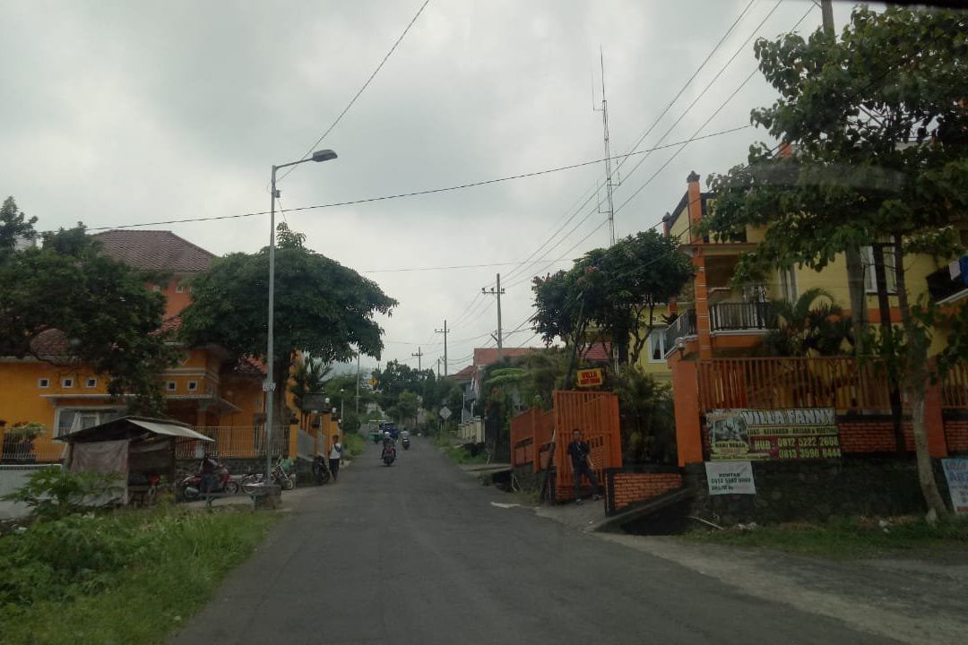 Satpol PP Terjunkan Tim Patroli dan Penyelidik Awasi Vila di Pacet dan Trawas
